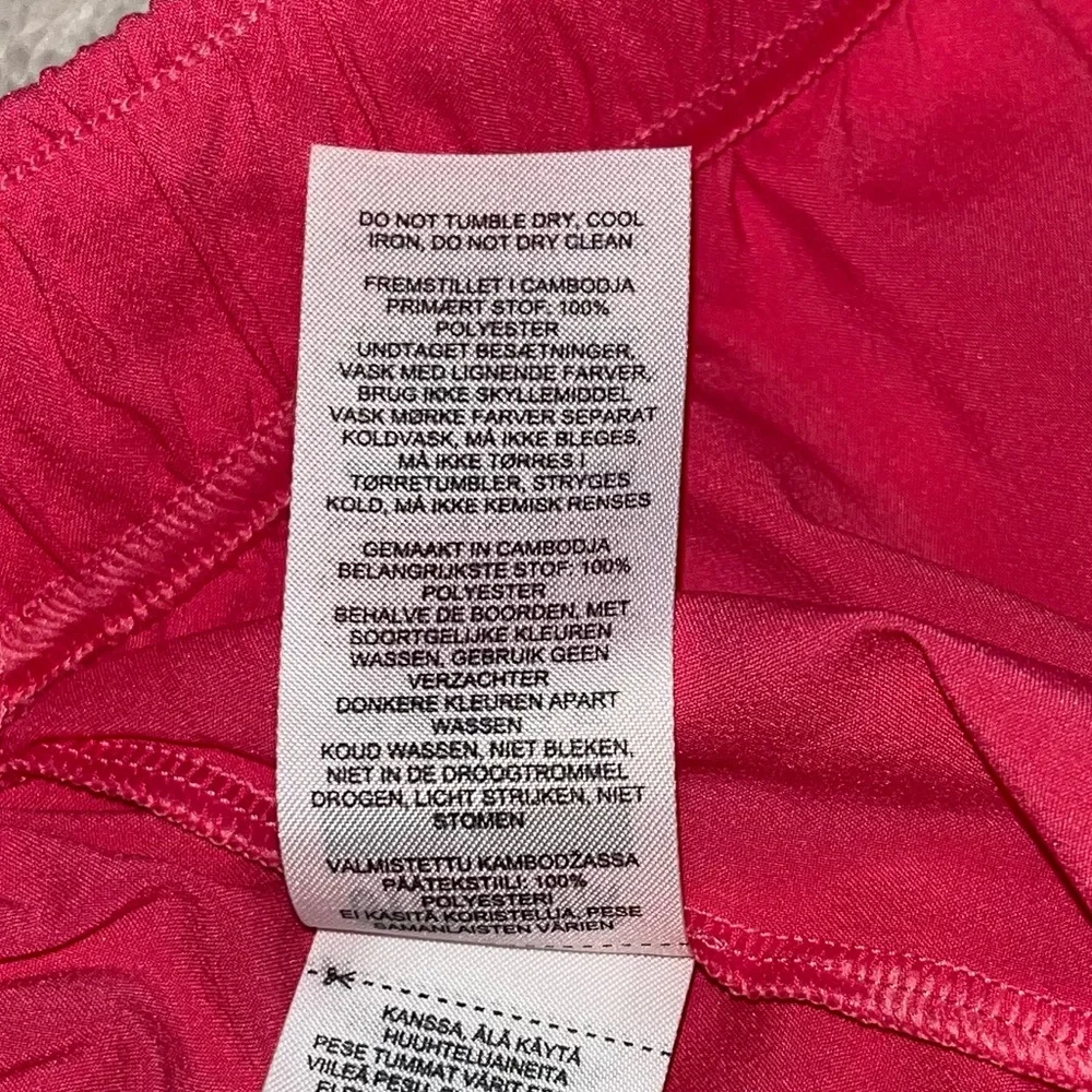Women’s Gymshark Essential Loose Training Shorts • Pink • XL - Picture 5 of 10